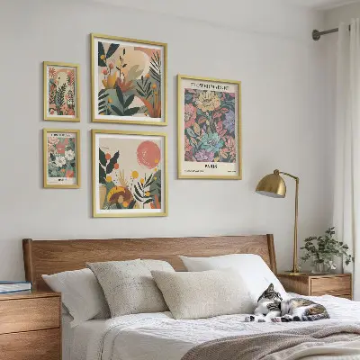 Gallery wall Floral motifs Paris London