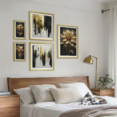 Set of 5 wall art pieces Floral motifs, elegance, modernity