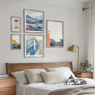 Gallery wall Japanese style waves mountains decorations
