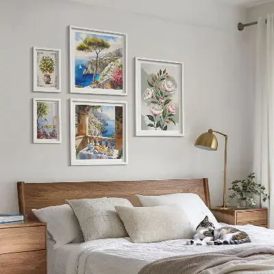 Gallery wall Picturesque floral views