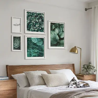 Gallery wall Green leaves modern plants