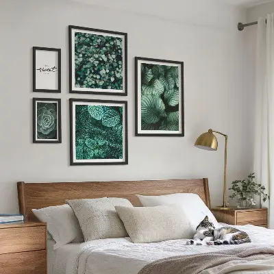 Gallery wall Green leaves modern plants