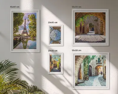 Framed photo set Charming views of European cities
