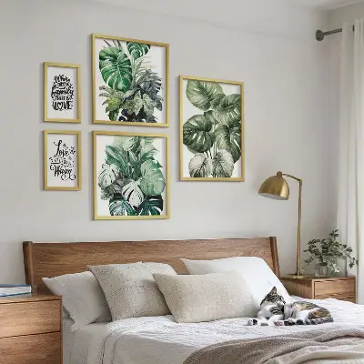 Gallery wall Plant motifs boho quotes