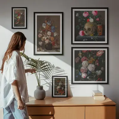Gallery wall Classic floral compositions
