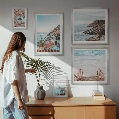 5-piece wall art set featuring Italian towns and coastal beach scenes