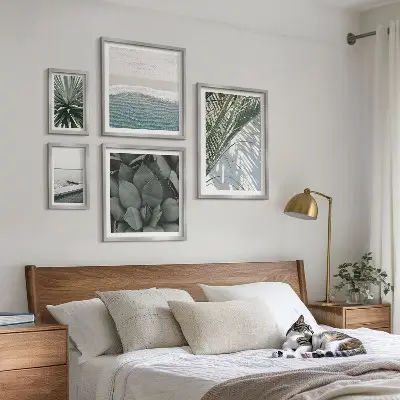 Gallery wall Tropical plants with the sea