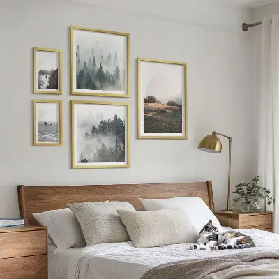 Gallery wall Natural mountain and sea views