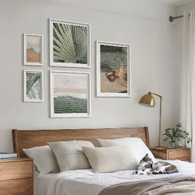 Gallery wall Stylish holiday water themes