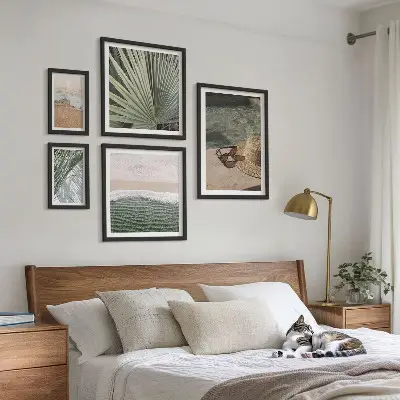 Gallery wall Stylish holiday water themes