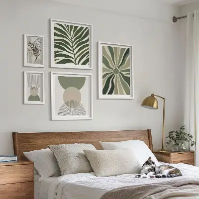 Framed photo set featuring stylish greenery graphics