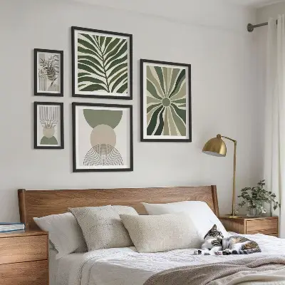 Framed photo set Stylish graphics with greenery