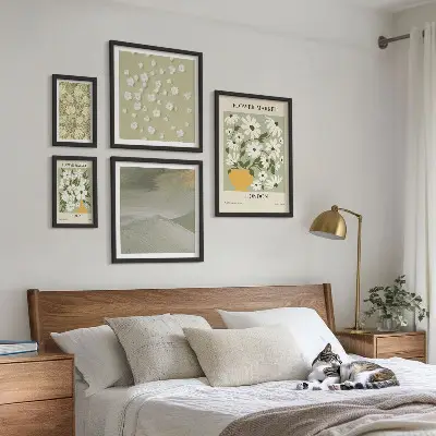 Set of 5 wall art pieces Floral urban motifs