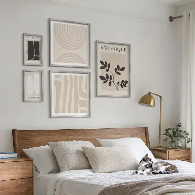 Set of 5 wall art pieces Stylish plant graphics