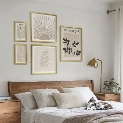 Gallery wall Stylish floral geometric decorations