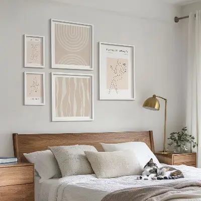 Gallery wall Minimalist forms of beauty