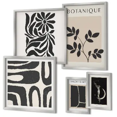Gallery wall Modern plant motifs