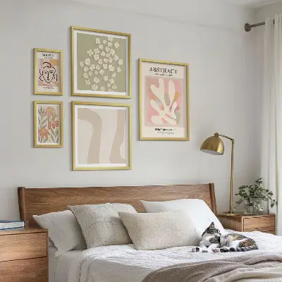 Framed photo set Stylish abstract flowers interior