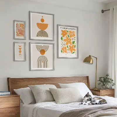 Set of 5 wall art pieces Stylish flowers and geometry