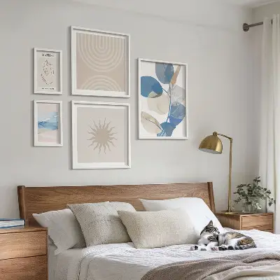 Gallery wall Stylish abstract plants