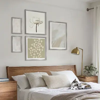 Gallery wall Flowers fashionable boho textures
