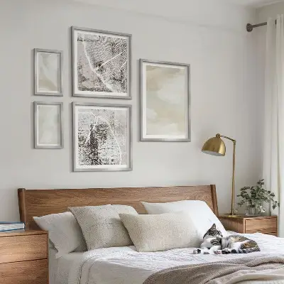 Gallery wall Paint texture minimalism