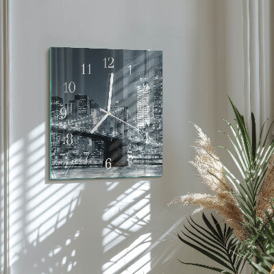 Square wall clock Horizontal bridge