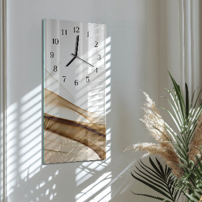 Vertical wall clock Abstraction